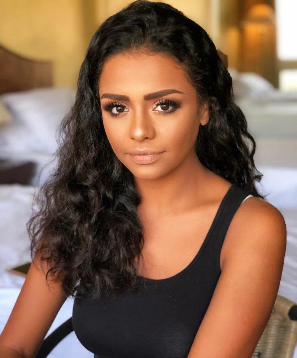 أسماء ابو اليزيد