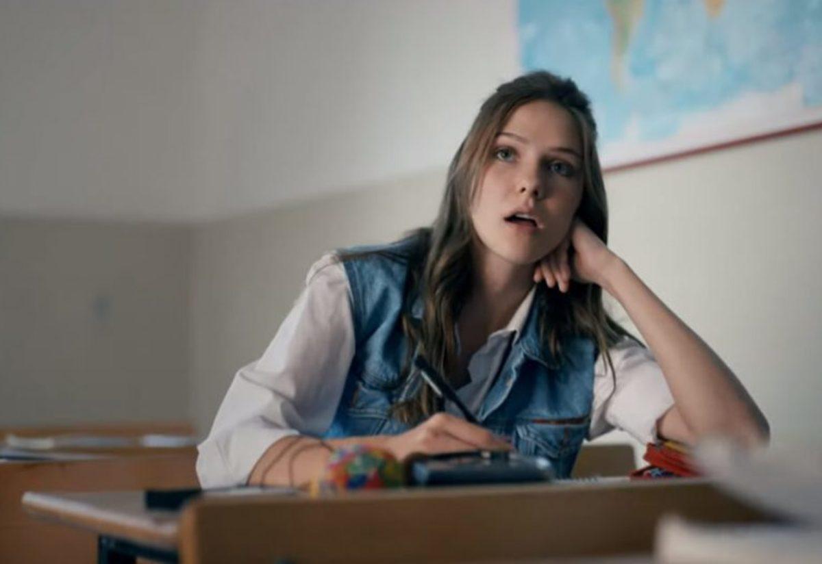 ألينا بوز Alina Boz 