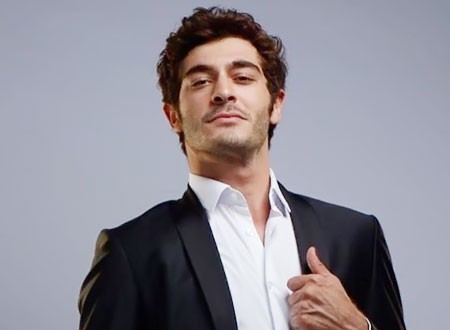 بوراك دينيز