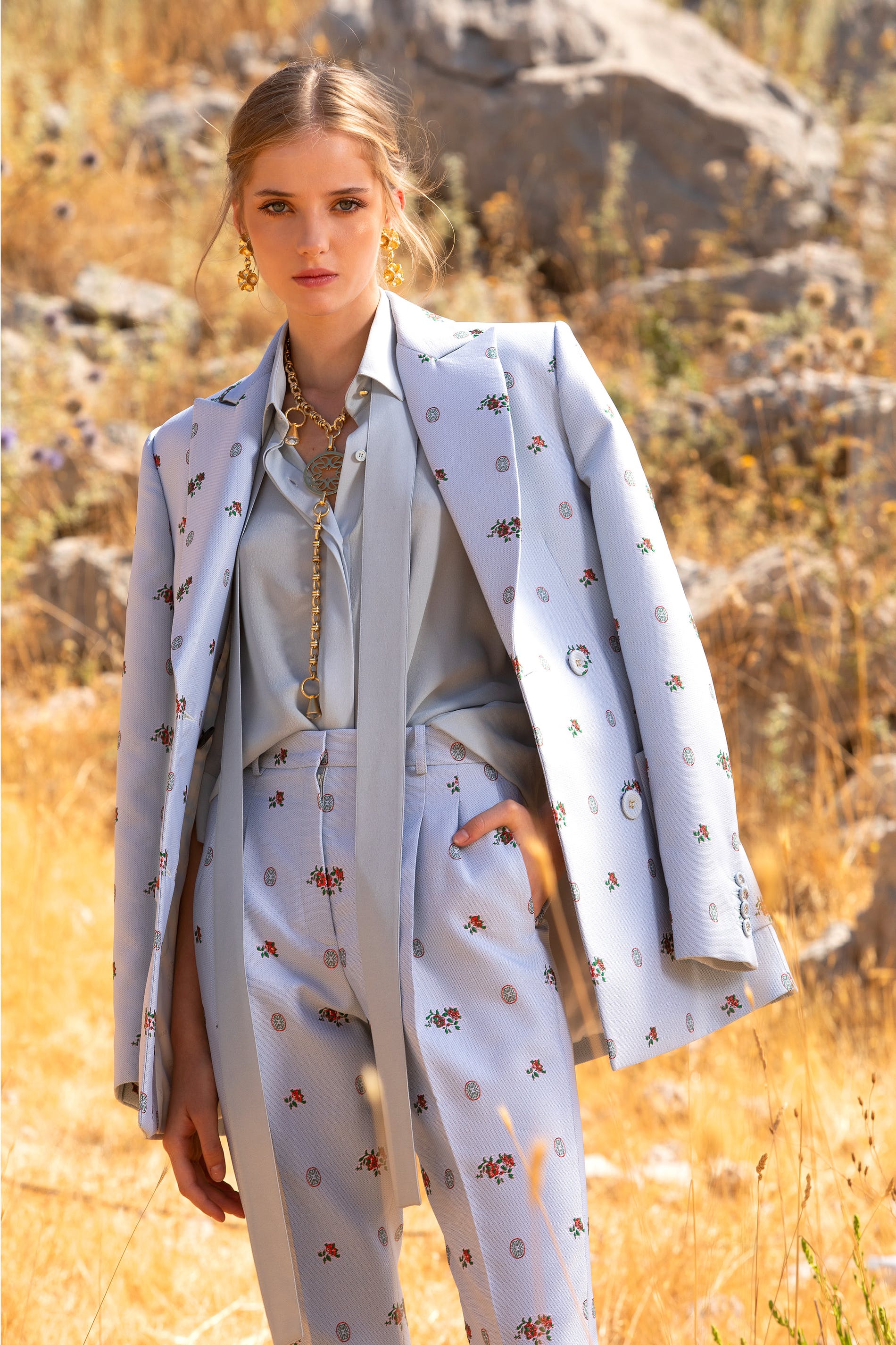 أزياء إيلي صعب