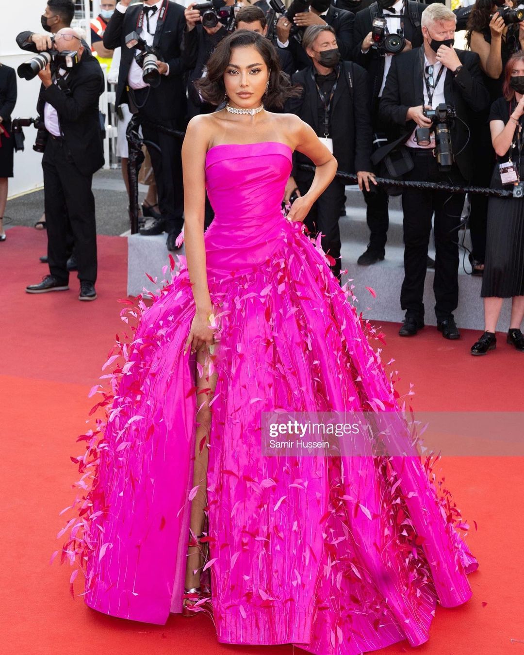 فاطمة المؤمن في مهرجان كان السينمائي