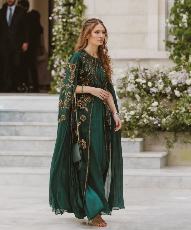 الأميرة هالة النور