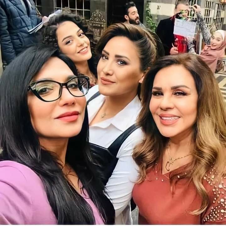 من كواليس مسلسل "حوازيق"