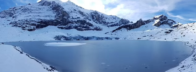 تغير المناخ يخلق ألف بحيرة جديدة في جزء الألب مع ذوبان الجليد