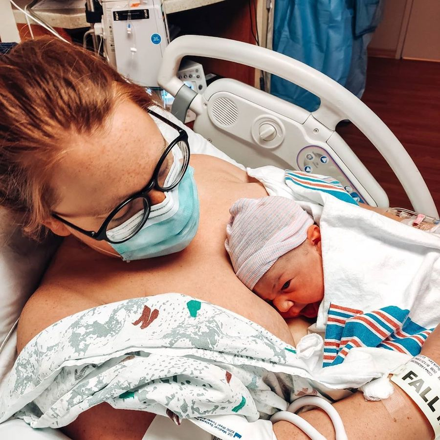 هل يؤثر كورونا فايروس على المراة الحامل ؟