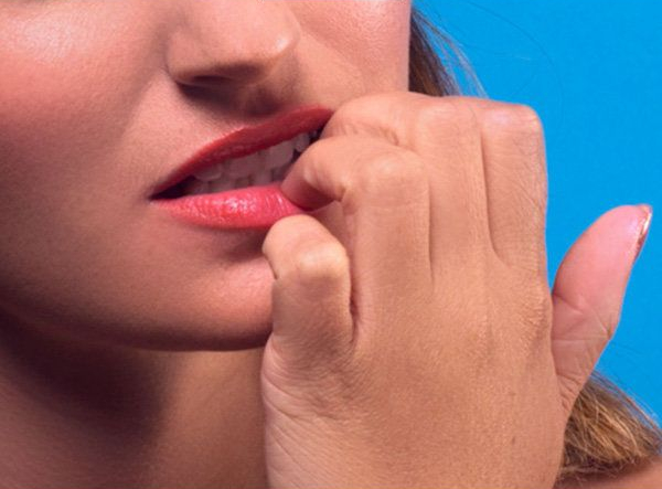 كيفية العناية بالأظافر