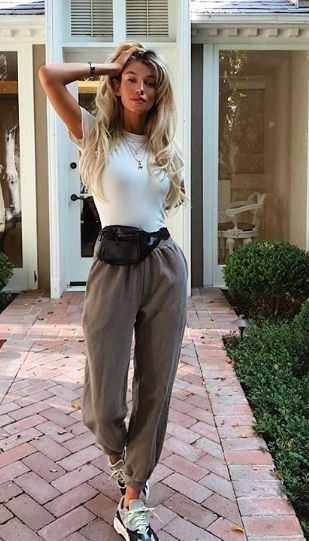  استخدام الحقائب وربطها على الخصر 