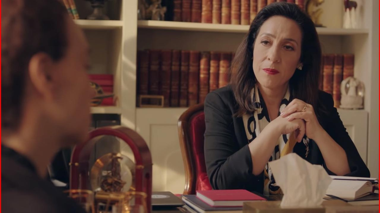 بينور كايا Binnur Kaya 