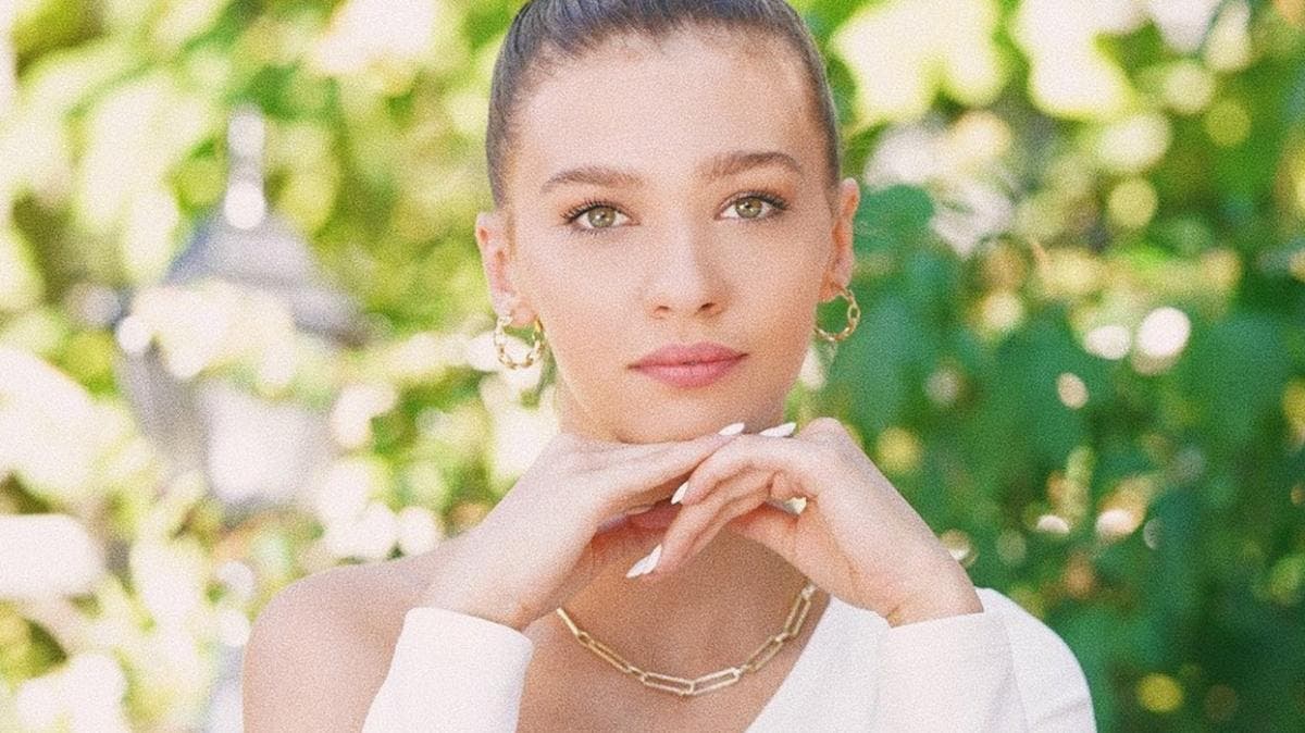 ميليسا دونجل "Melisa Döngel" 