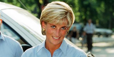 لماذا توقفت الأميرة ديانا عن وضع الكحل الأزرق قبل وفاتها؟
