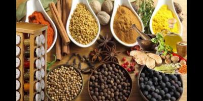 مكونات سحرية بمطبخك لمحاربة مشاكل بشرتك خلال الصيف.. تعرفي عليها