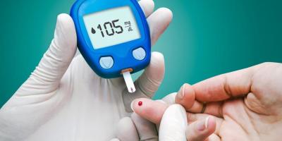  أخطاء يجب تجنبها عند قياس مستوى السكر في الدم من المنزل