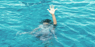 تفسير حلم الغرق للمتزوجة والعزباء والطفل