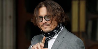 8 نساء في حياة جوني ديب.. وشم اسم احداهن على كتفه