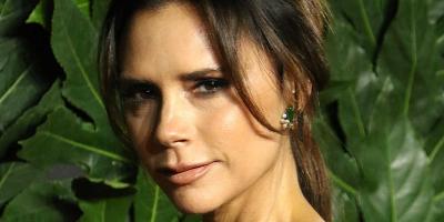  فيكتوريا بيكهام بإطلالة شبابية جريئة وتعلق: النحافة اصبحت موضة قديمة