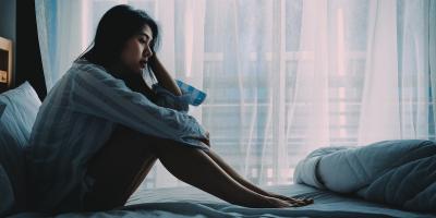 ما هو القلق المسائي.. وكيف نسيطر عليه