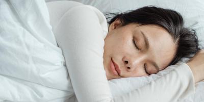 ما هو الميلاتونين..وكيف يمكن أن يساعد على النوم؟