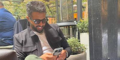 يعقوب بوشهري يستعرض شورت مرصع بالذهب.. ويكشف عن سعره الخيالي