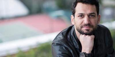 مراد يلدريم يرد على اتهامات الاستعانة بالفوتشوب.. فيديو طريف