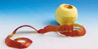 دراسة: قشر التفاح يعالج مرض التصلب المتعدد