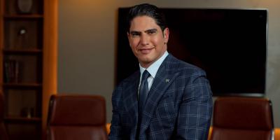 الكشف عن حبيبة احمد أبو هشيمة الجديدة.. جمالها لافت وتصغر ياسمين صبري