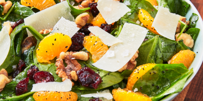 4 سلطات فواكه شهية وصحية