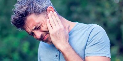 علاجات منزلية لتخفيف آلام الأذن.. تعرفي عليها