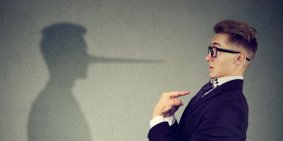 هذه هي الأبراج الخمسة الأكثر كذبًا في علاقتهم مع الشريك..تعرفي إليهم