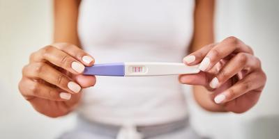 9 أطعمة ومشروبات يجب عليكِ تجنبها خلال فترة الحمل