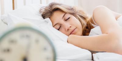 من الخيانة للانفصال.. هذه أبرز الأحلام الخاصة بالعلاقات العاطفية