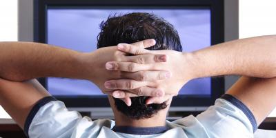 تعرفي على أسباب إدمان زوجك على الأفلام الجريئة .. عقدة مادونا  إحداها!