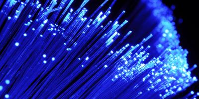 اليابان تحطم الرقم القياسي لسرعة نقل البيانات من خلال كابل بصري