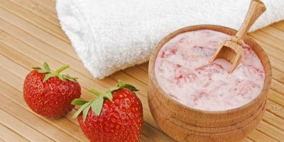  ماسك الفراولة وجل الصبار لتأخير الشيخوخة المبكرة