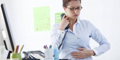 أعشاب ومشروبات تساعد على طرد الغازات