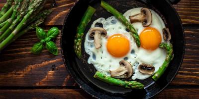 ضروري للغاية.. ادخلي البيض بطريقة صحية في نظام طفلك الغذائي بهذه الطرق