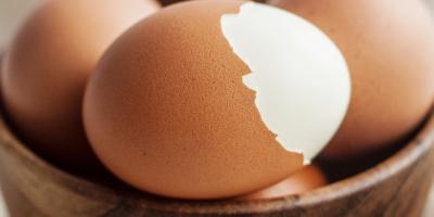 هل تناول بيضة يوميًا مناسب لصحة القلب؟