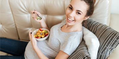 6 أطعمة يحظر تناولها خلال فترة الحمل