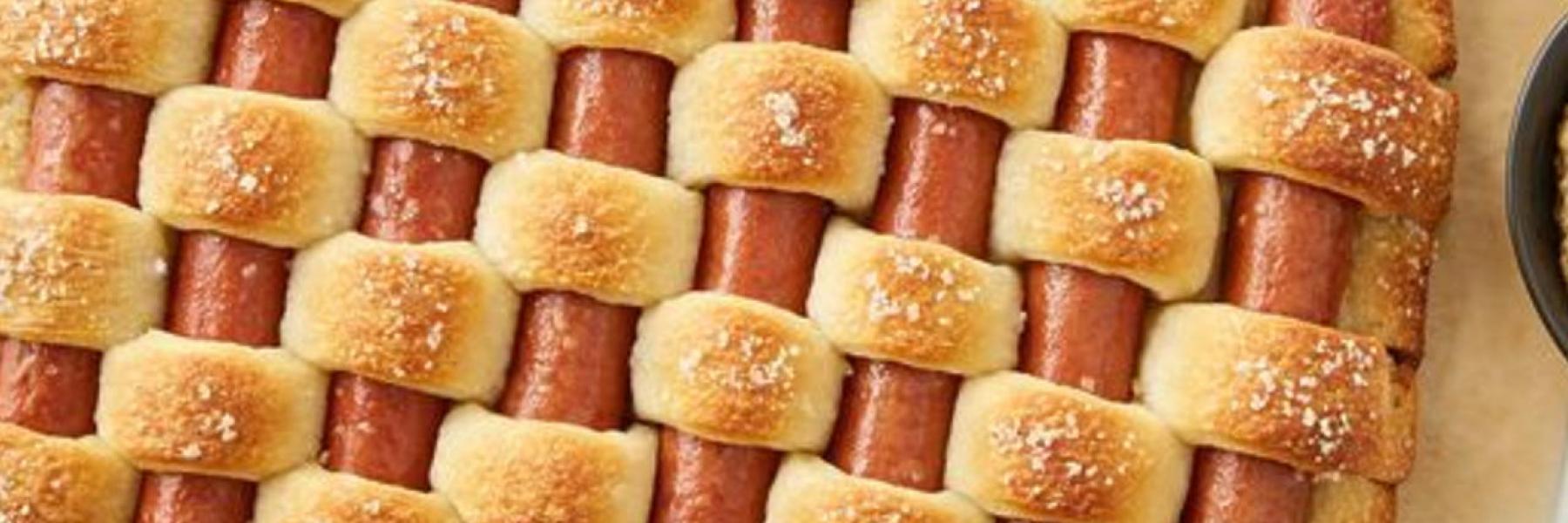 فطيرة الهوت دوج