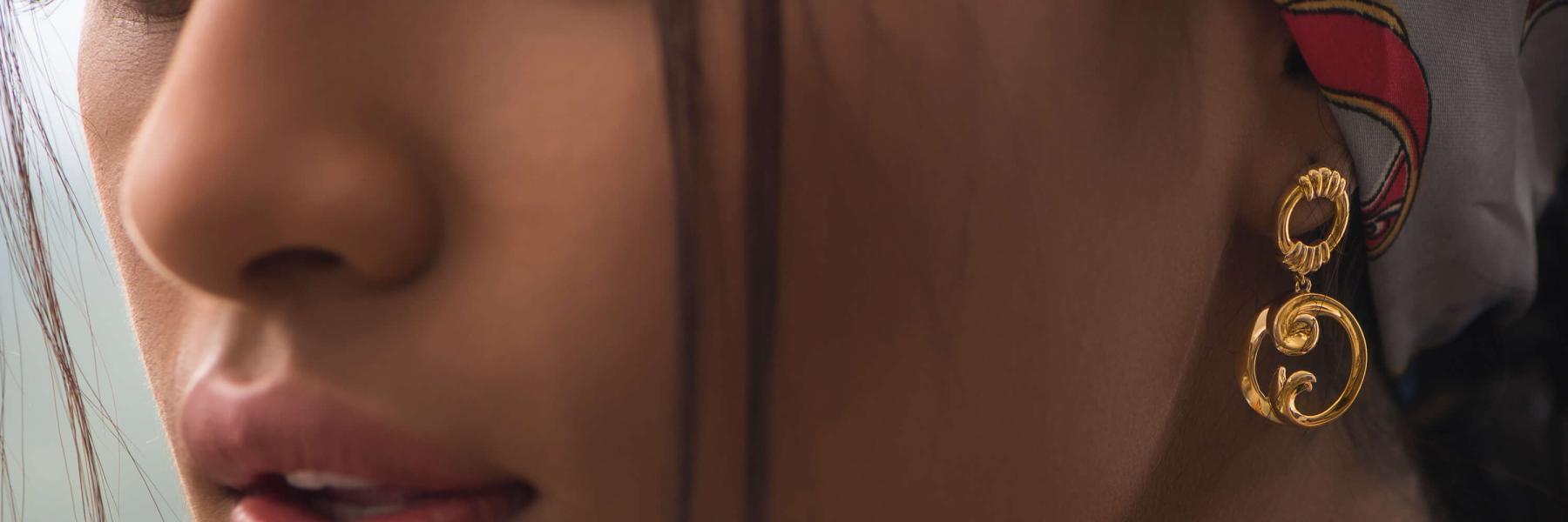 أجمل صيحات الأقراط لعام 2021 حتى الآن لتكملي إطلالتك بجاذبية