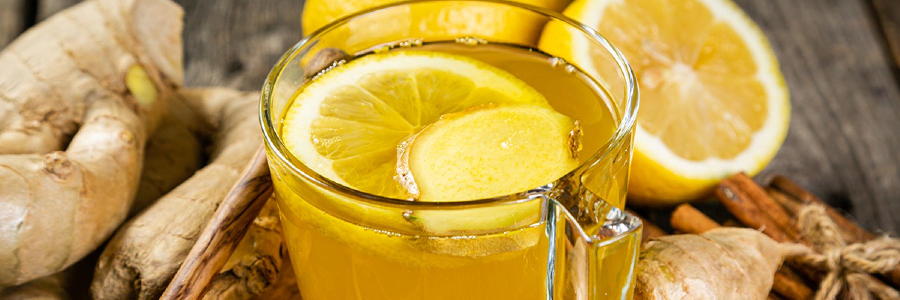 شاي الكركم والزنجبيل