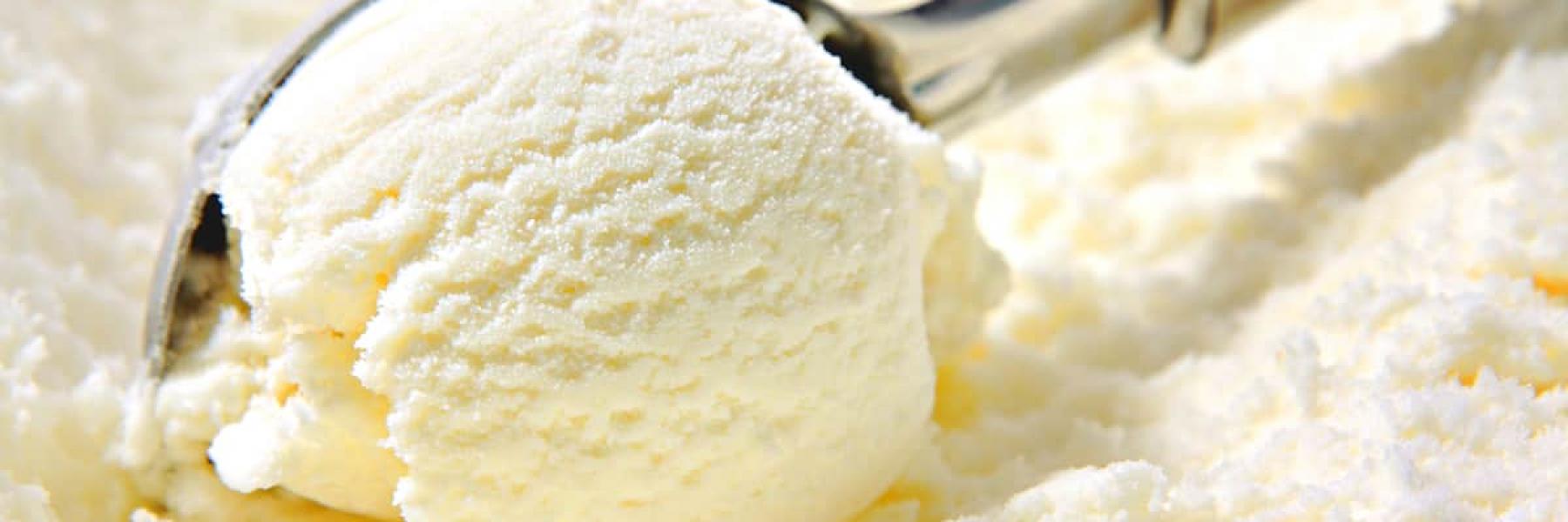 مثلجات بنكهة الفانيليا