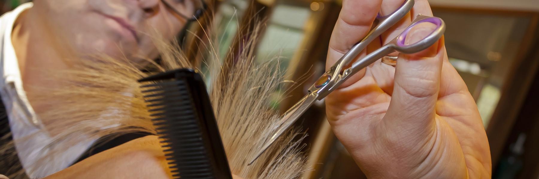 قصات شعر قديمة تعود بقوة هذا العام