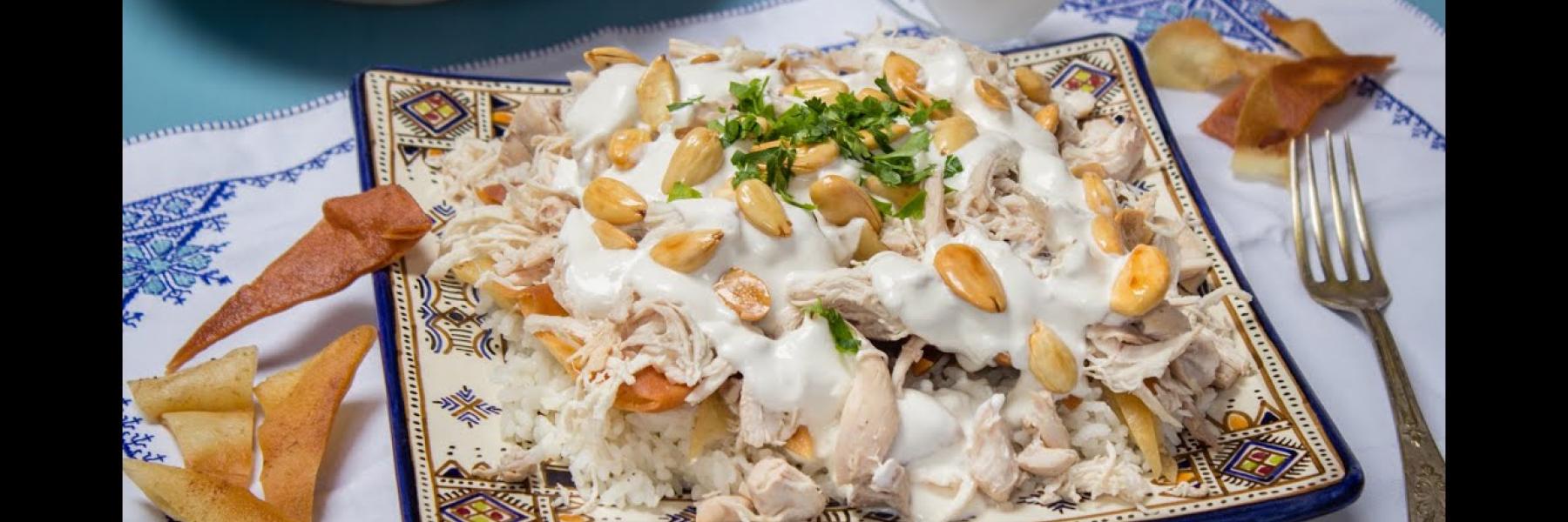 فتة دجاج بالرز