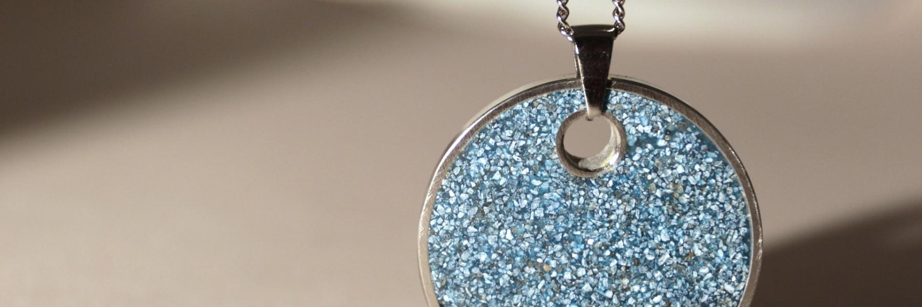 شاهدي هذه المجموعة الفريدة من إكسسوارات "لورانس وشميدت" 