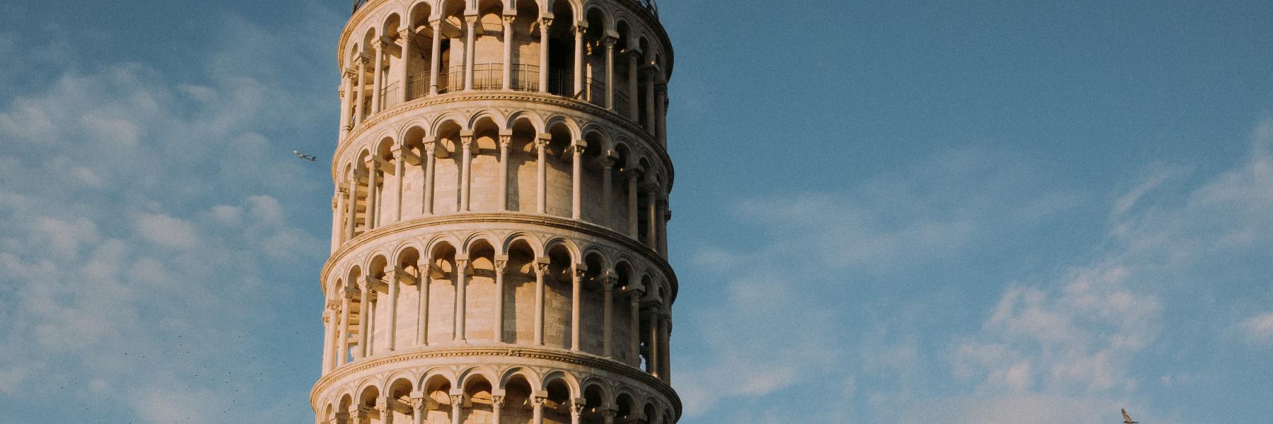 برج بيزا المائل