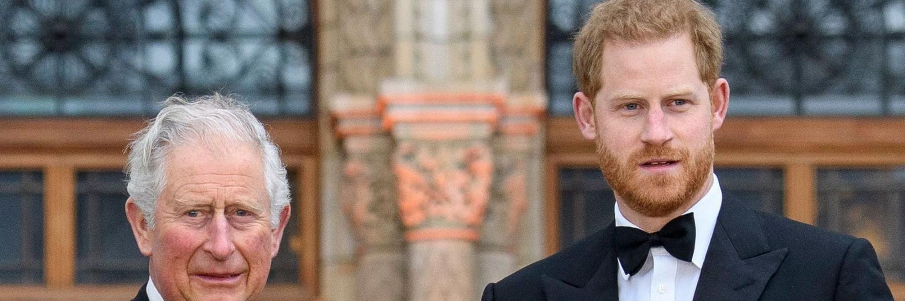 الامير تشارلز والامير هاري