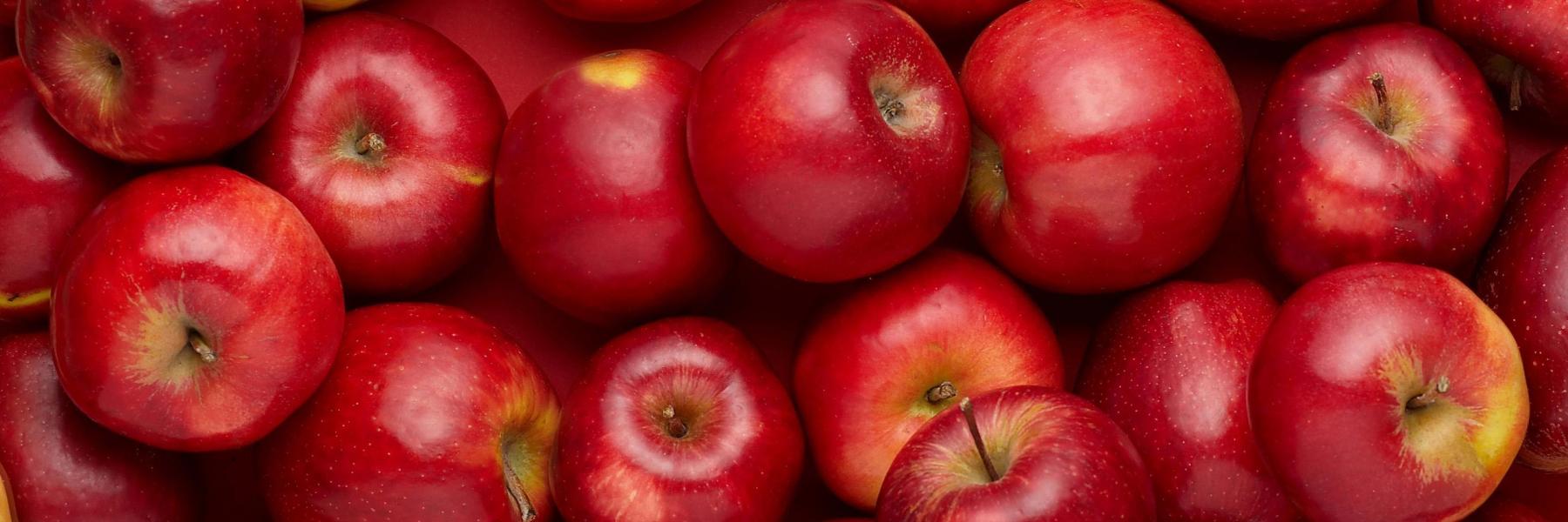 التفاح الأحمر