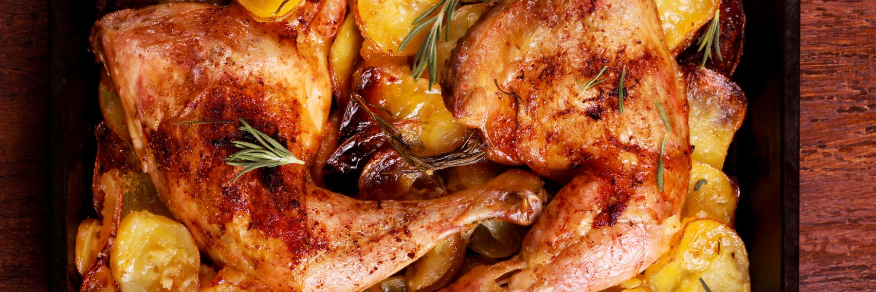 صينية البطاطس بالدجاج في الفرن