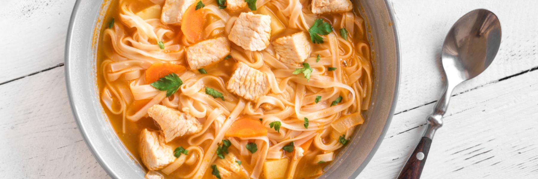 شوربةالمعكرونة بالدجاج