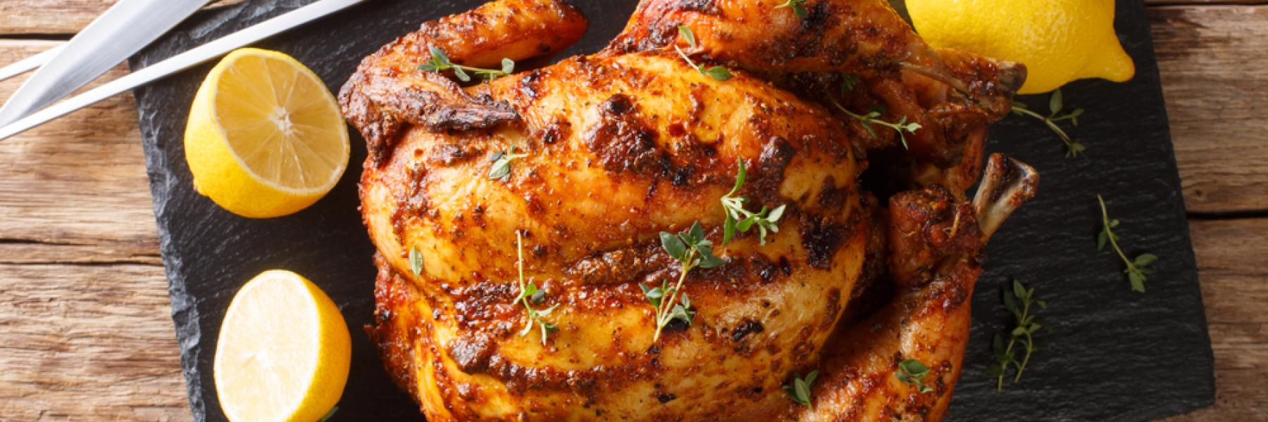 دجاج مشوي مدفون بالملح